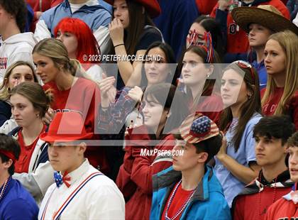 Thumbnail 2 in Norwood vs Pentucket Regional (MIAA Division 2 Round of 16) photogallery.