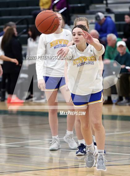 Thumbnail 3 in Norwood vs Pentucket Regional (MIAA Division 2 Round of 16) photogallery.