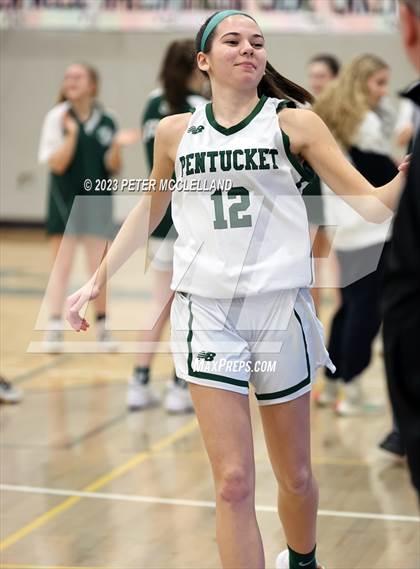 Thumbnail 1 in Norwood vs Pentucket Regional (MIAA Division 2 Round of 16) photogallery.