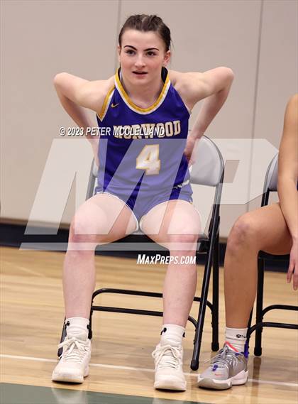 Thumbnail 2 in Norwood vs Pentucket Regional (MIAA Division 2 Round of 16) photogallery.
