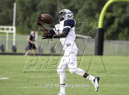 Thumbnail 2 in Weeki Wachee vs Fivay (Scrimmage) photogallery.