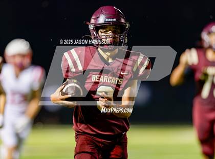 Thumbnail 3 in JV: Muenster @ Whitesboro photogallery.