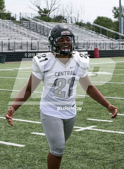 Thumbnail 2 in Westerville Central Picture Day photogallery.