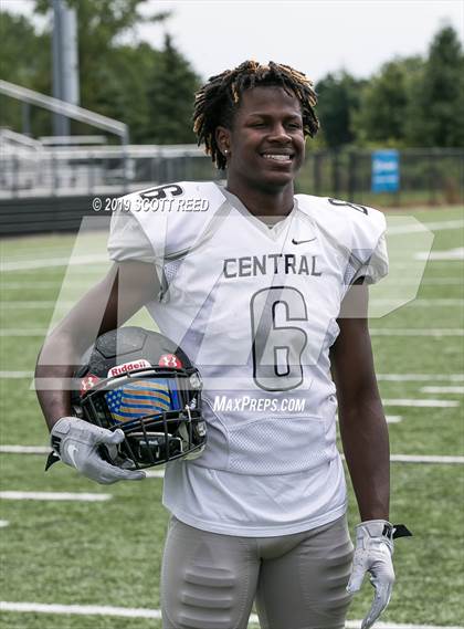 Thumbnail 2 in Westerville Central Picture Day photogallery.