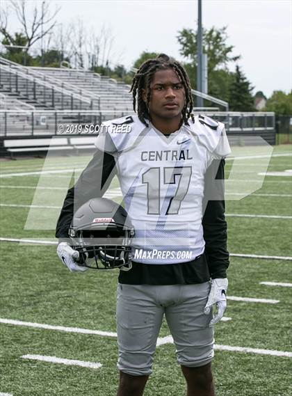 Thumbnail 3 in Westerville Central Picture Day photogallery.