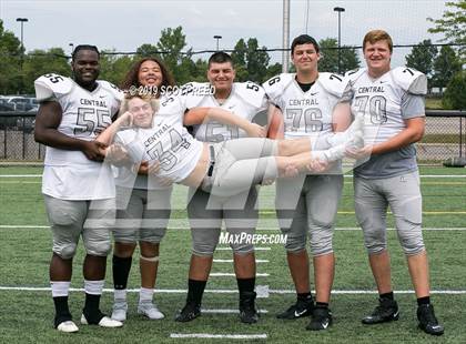 Thumbnail 1 in Westerville Central Picture Day photogallery.