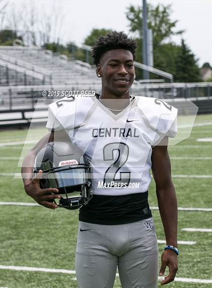 Thumbnail 3 in Westerville Central Picture Day photogallery.