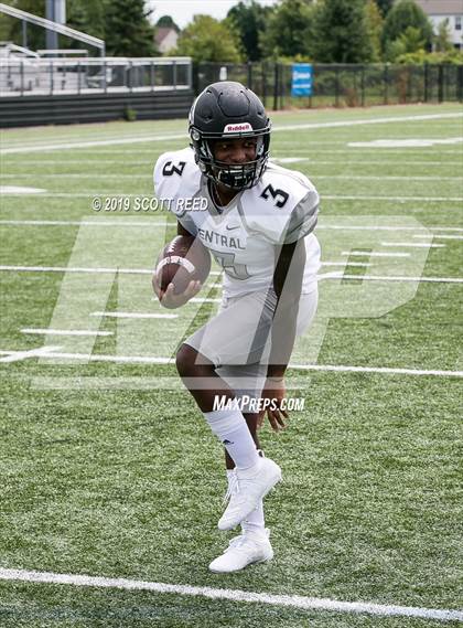 Thumbnail 1 in Westerville Central Picture Day photogallery.