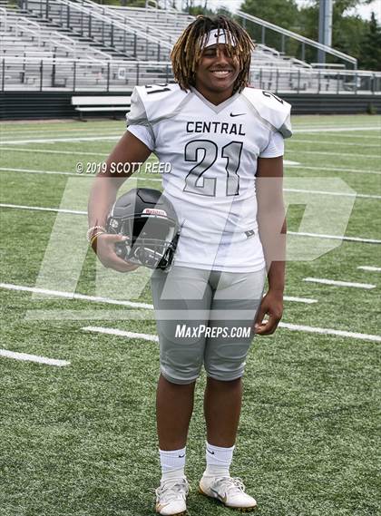 Thumbnail 3 in Westerville Central Picture Day photogallery.