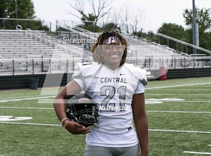Thumbnail 1 in Westerville Central Picture Day photogallery.