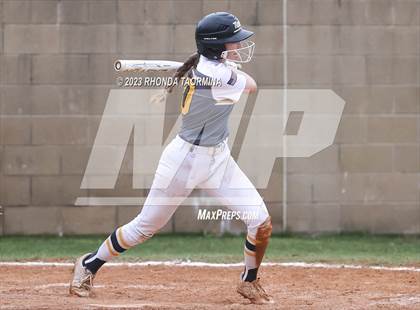 Thumbnail 3 in Sealy vs Randle photogallery.