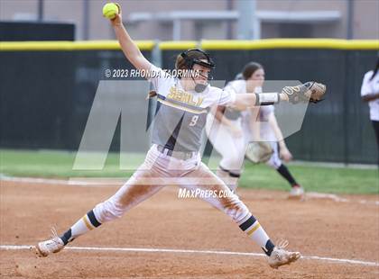 Thumbnail 3 in Sealy vs Randle photogallery.