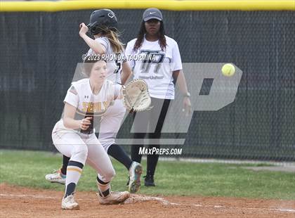 Thumbnail 1 in Sealy vs Randle photogallery.