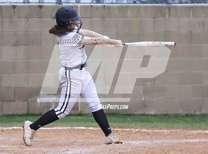 Thumbnail 2 in Sealy vs Randle photogallery.