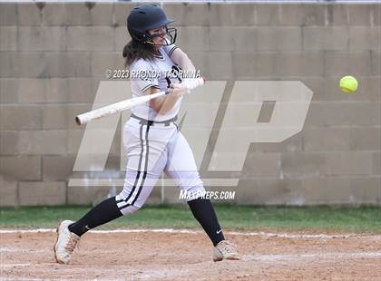 Thumbnail 1 in Sealy vs Randle photogallery.