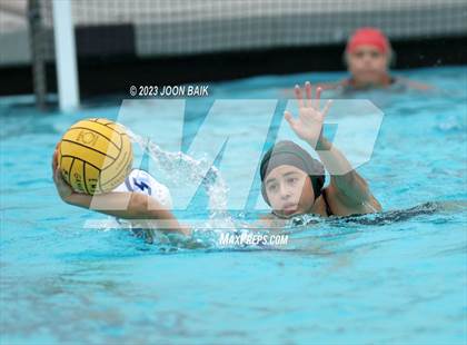 Thumbnail 2 in Terra Linda vs Moreau Catholic (Battle of the Bay) photogallery.