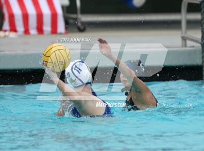 Thumbnail 2 in Terra Linda vs Moreau Catholic (Battle of the Bay) photogallery.