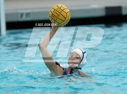 Thumbnail 3 in Terra Linda vs Moreau Catholic (Battle of the Bay) photogallery.