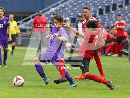 Thumbnail 3 in Hoover vs. St. Augustine (City Championship @ Qualcomm Stadium) photogallery.