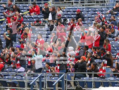 Thumbnail 3 in Hoover vs. St. Augustine (City Championship @ Qualcomm Stadium) photogallery.