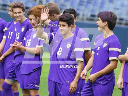 Thumbnail 2 in Hoover vs. St. Augustine (City Championship @ Qualcomm Stadium) photogallery.