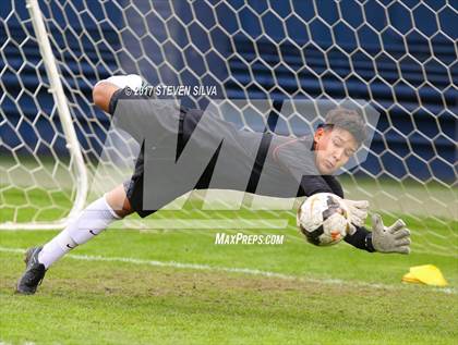 Thumbnail 2 in Hoover vs. St. Augustine (City Championship @ Qualcomm Stadium) photogallery.