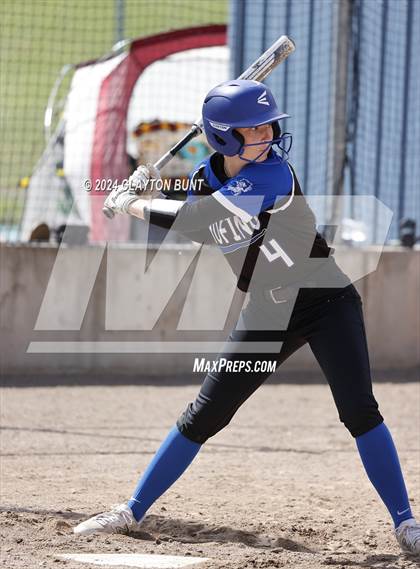 Thumbnail 3 in New Plymouth vs. Orofino (IDHSAA 2A Losers Bracket Round 2) photogallery.