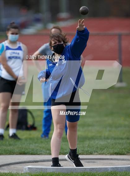 Thumbnail 2 in Putnam @ Lyman Memorial photogallery.