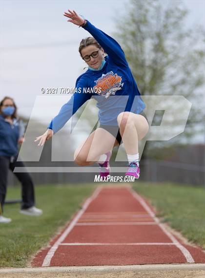 Thumbnail 2 in Putnam @ Lyman Memorial photogallery.