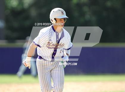 Thumbnail 1 in South Beauregard vs. Kaplan (LHSAA 3A Round 2 Playoff) photogallery.