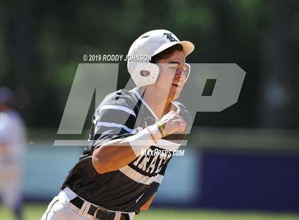 Thumbnail 3 in South Beauregard vs. Kaplan (LHSAA 3A Round 2 Playoff) photogallery.