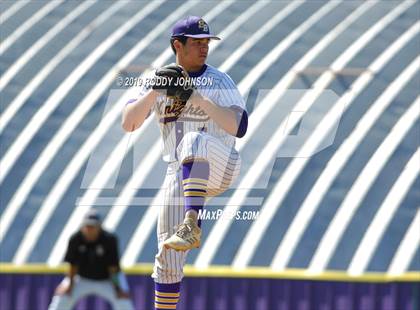 Thumbnail 1 in South Beauregard vs. Kaplan (LHSAA 3A Round 2 Playoff) photogallery.