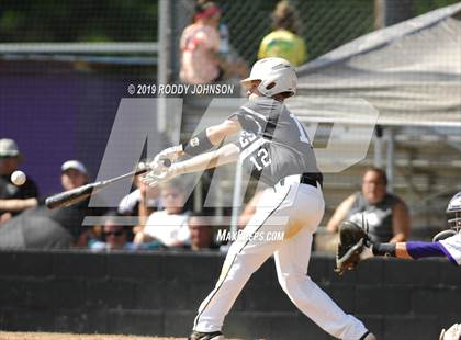 Thumbnail 3 in South Beauregard vs. Kaplan (LHSAA 3A Round 2 Playoff) photogallery.