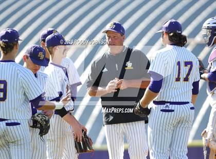 Thumbnail 3 in South Beauregard vs. Kaplan (LHSAA 3A Round 2 Playoff) photogallery.