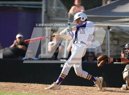 Thumbnail 1 in South Beauregard vs. Kaplan (LHSAA 3A Round 2 Playoff) photogallery.