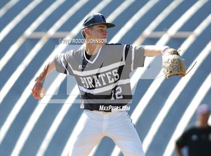 Thumbnail 2 in South Beauregard vs. Kaplan (LHSAA 3A Round 2 Playoff) photogallery.