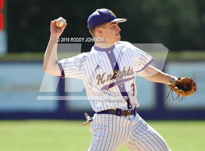 Thumbnail 3 in South Beauregard vs. Kaplan (LHSAA 3A Round 2 Playoff) photogallery.