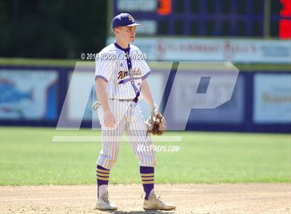 Thumbnail 2 in South Beauregard vs. Kaplan (LHSAA 3A Round 2 Playoff) photogallery.