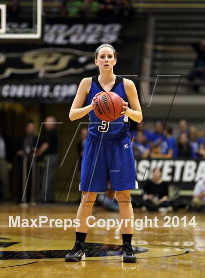 Thumbnail 3 in Fossil Ridge vs. Grandview (CHSAA 5A Semifinal) photogallery.
