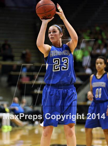 Thumbnail 3 in Fossil Ridge vs. Grandview (CHSAA 5A Semifinal) photogallery.