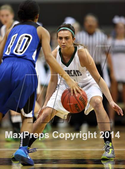 Thumbnail 2 in Fossil Ridge vs. Grandview (CHSAA 5A Semifinal) photogallery.
