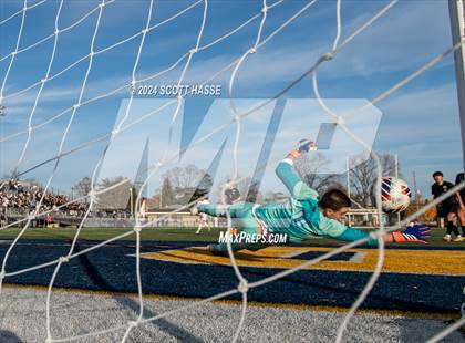Thumbnail 1 in De La Salle Collegiate @ Forest Hills Northern (MHSAA D2 Final) photogallery.