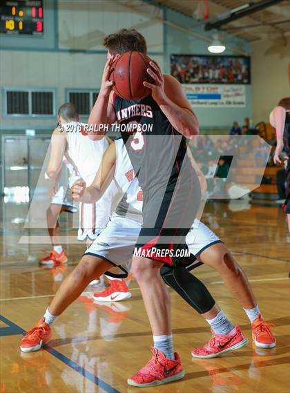 Thumbnail 2 in McKinleyville vs Cosumnes Oaks (Run with the Pack) photogallery.