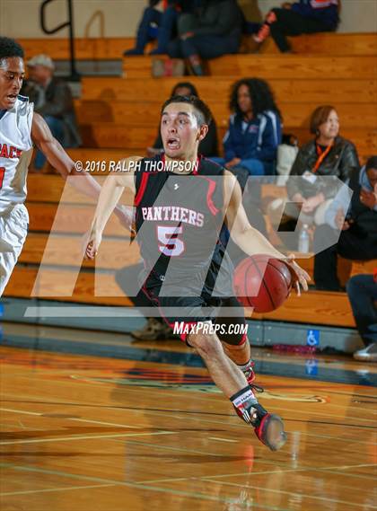 Thumbnail 3 in McKinleyville vs Cosumnes Oaks (Run with the Pack) photogallery.