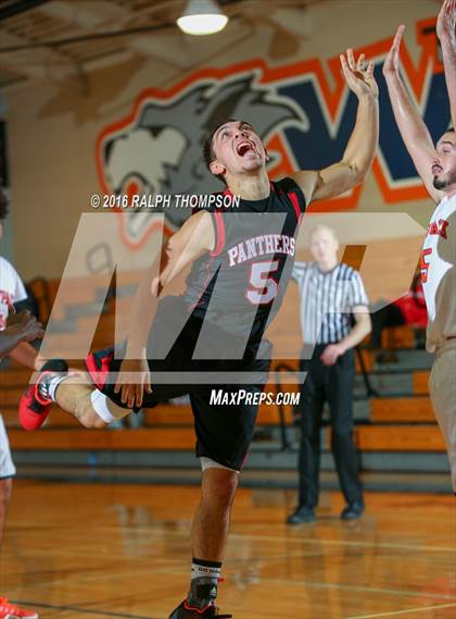 Thumbnail 2 in McKinleyville vs Cosumnes Oaks (Run with the Pack) photogallery.