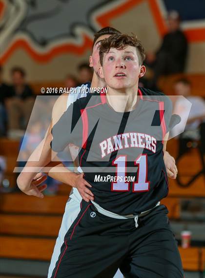 Thumbnail 1 in McKinleyville vs Cosumnes Oaks (Run with the Pack) photogallery.