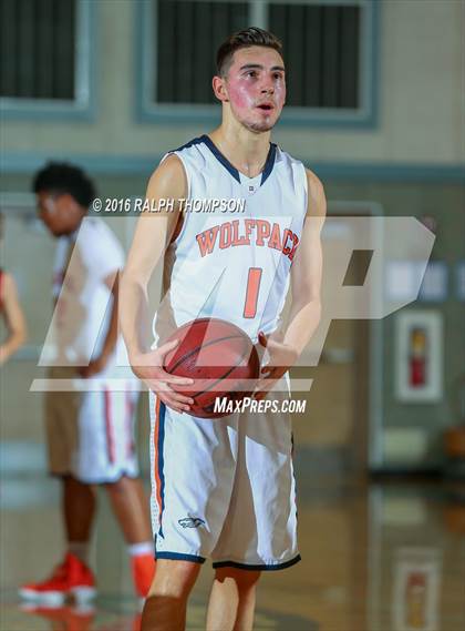 Thumbnail 1 in McKinleyville vs Cosumnes Oaks (Run with the Pack) photogallery.