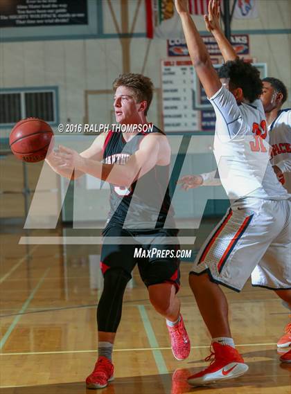 Thumbnail 2 in McKinleyville vs Cosumnes Oaks (Run with the Pack) photogallery.