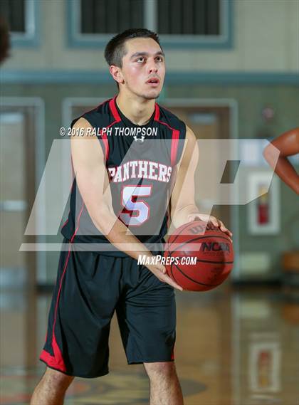 Thumbnail 2 in McKinleyville vs Cosumnes Oaks (Run with the Pack) photogallery.