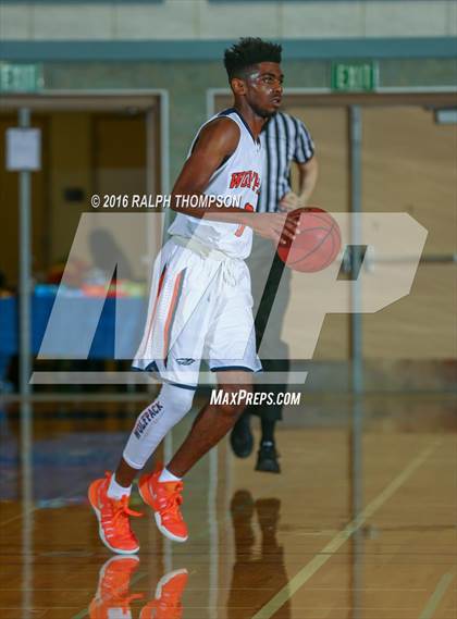 Thumbnail 3 in McKinleyville vs Cosumnes Oaks (Run with the Pack) photogallery.